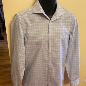 Like new condition men’s Calvin Klein dress shirt